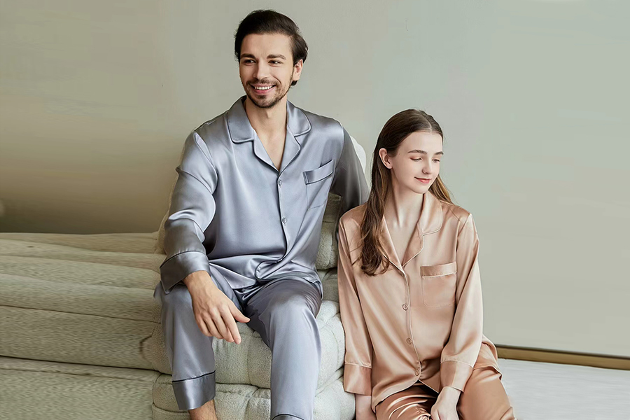 真丝睡衣情侣套装（男：上下衣/女：上下衣）